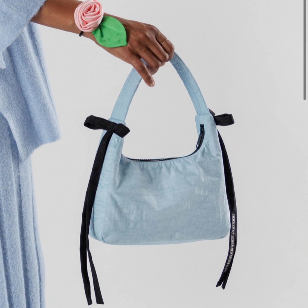 Baggu x Sandy liang nylon shoulder bag in blue